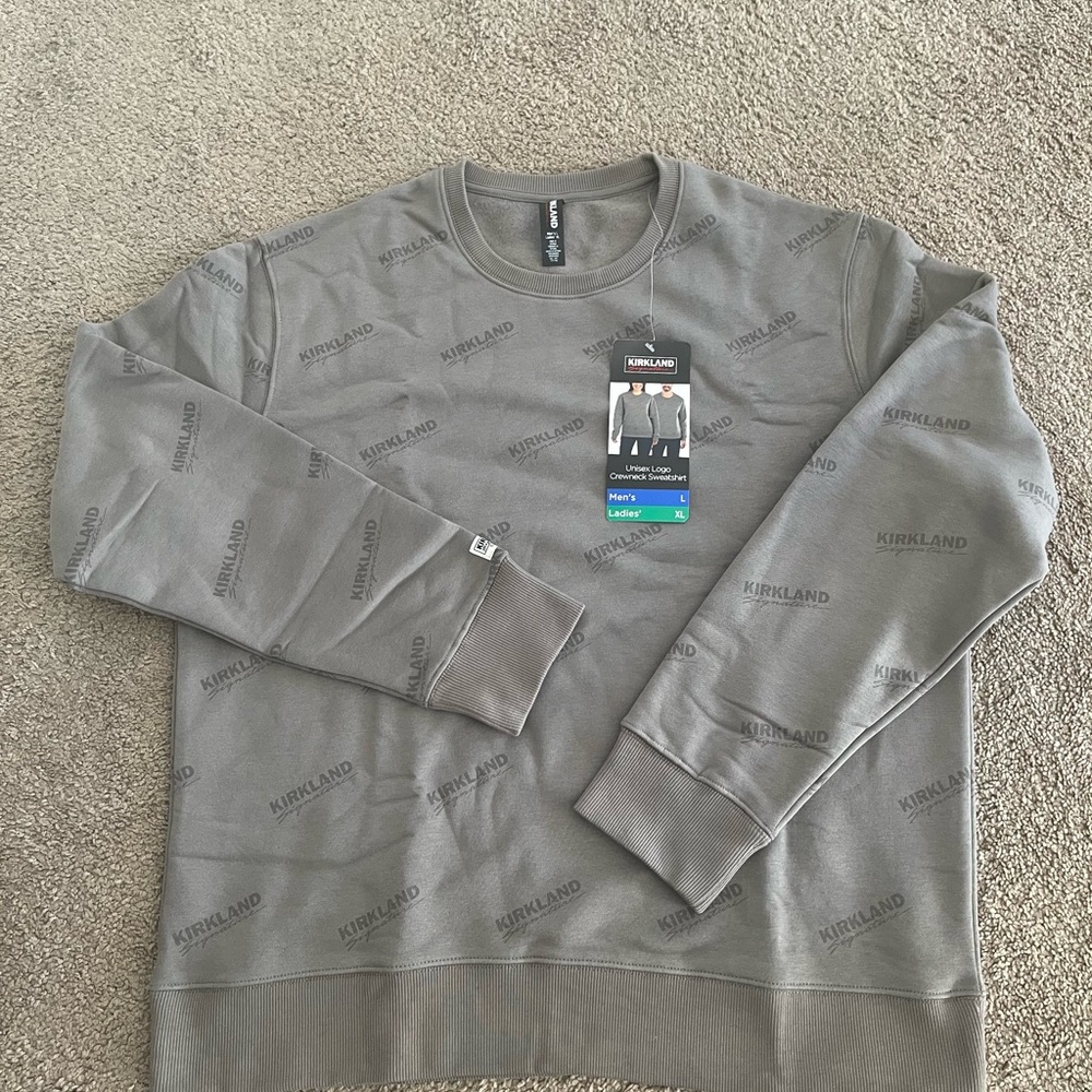 Kirkland Signature Unisex Crewneck Sweater in Gray